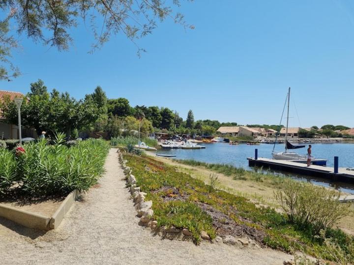 Agreable Petite Maison De Vacances 루케이트 외부 사진